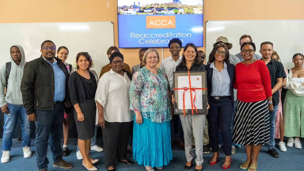The Faculty of Business Dean and lecturers receive the accreditation certificate from the Market Head for ACCA South Africa, Botswana and Remotely Managed Markets, Ms Portia Mkhabela 